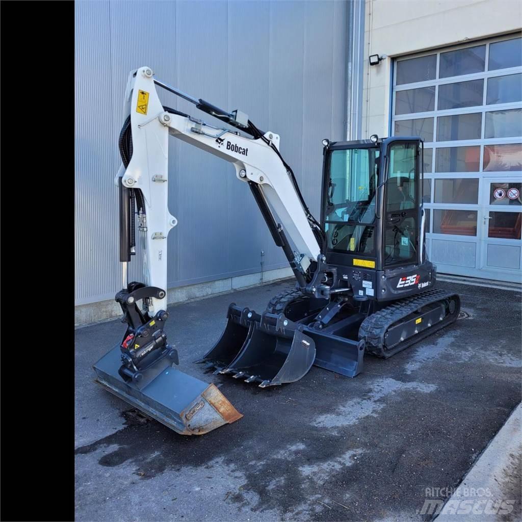 Bobcat E 35z 小型挖土機/掘鑿機<7t(小型挖掘機)