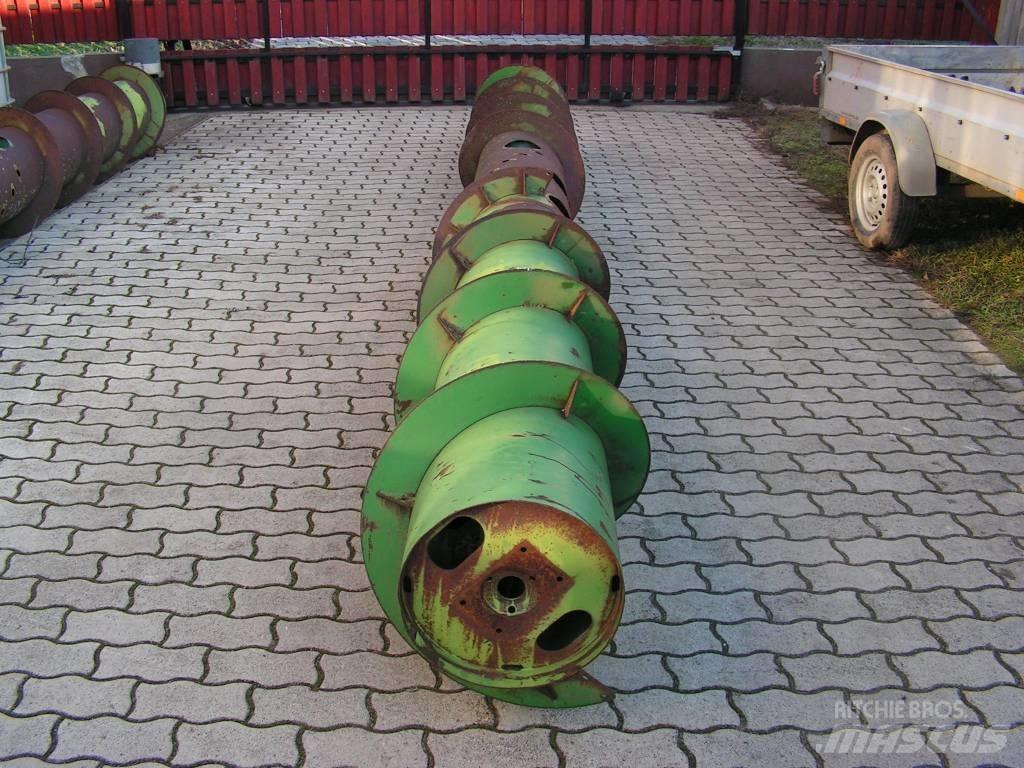 John Deere 818 聯合收割機頭