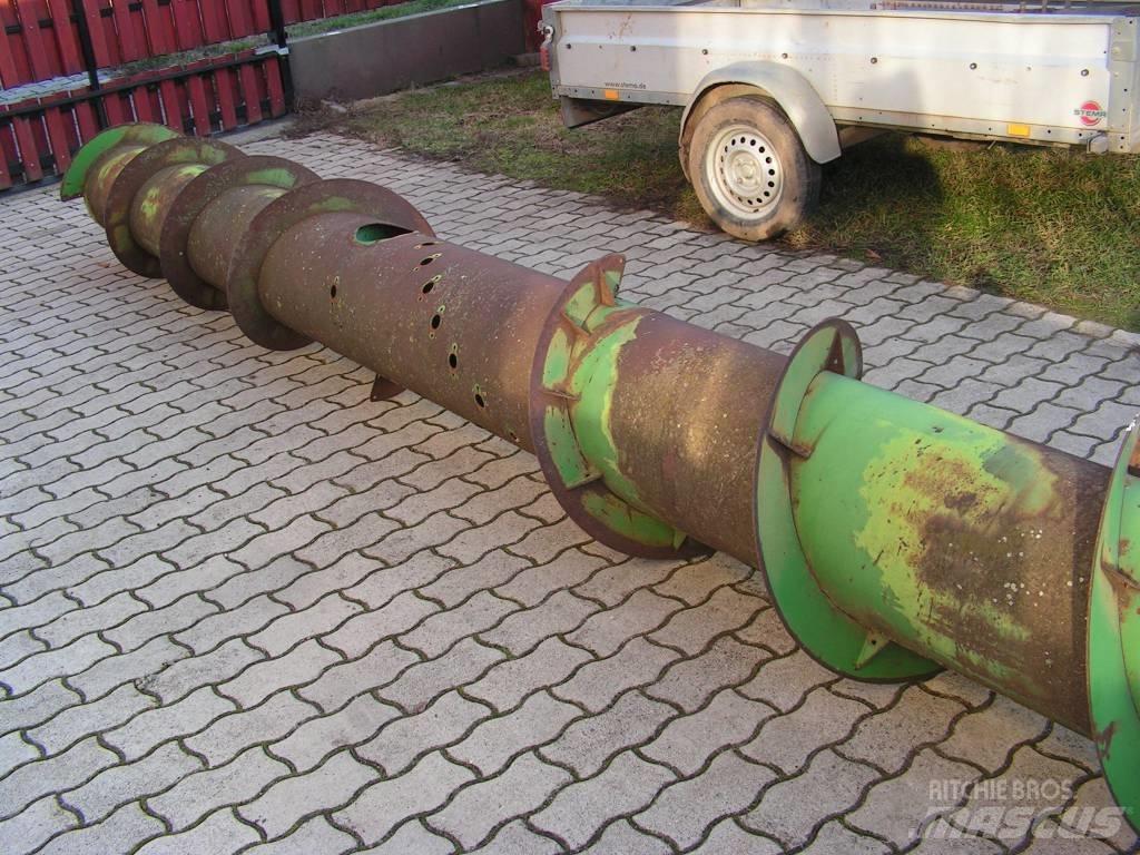 John Deere 818 聯合收割機頭