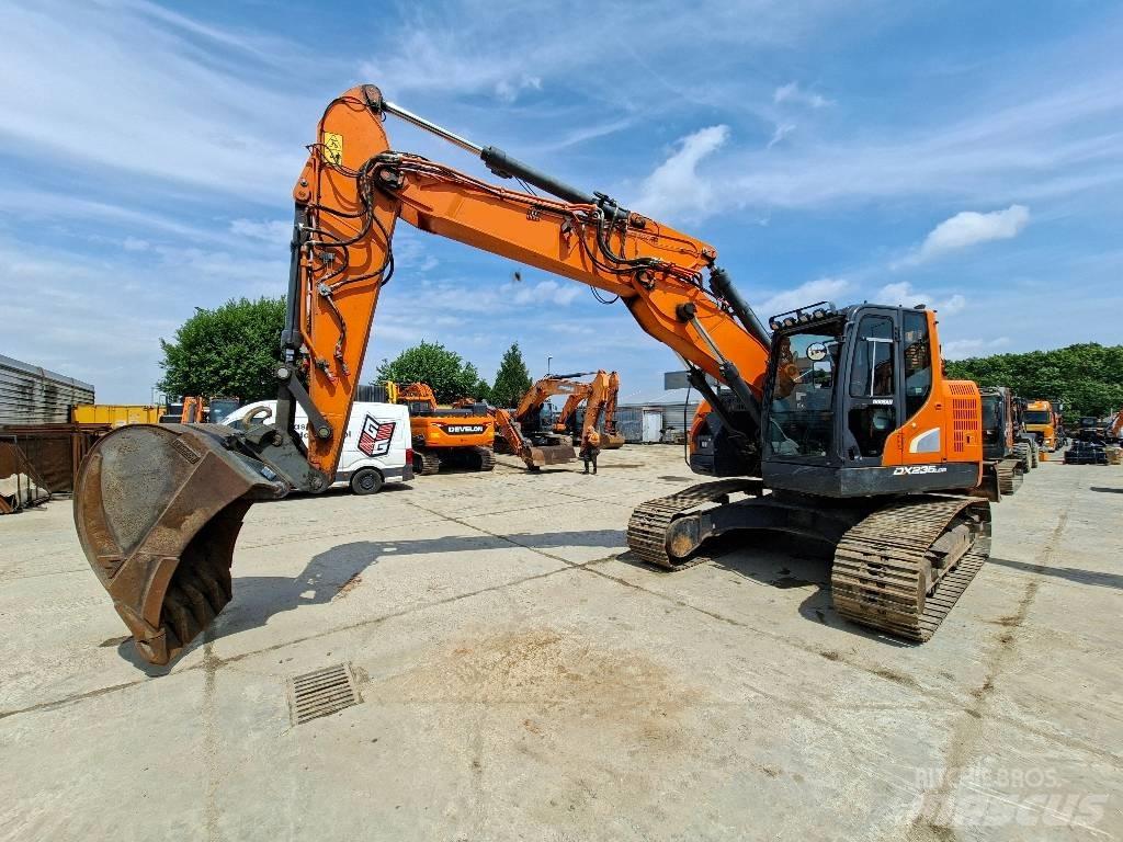 Doosan DX 235 LCR-5 履帶式 挖土機/掘鑿機/挖掘機