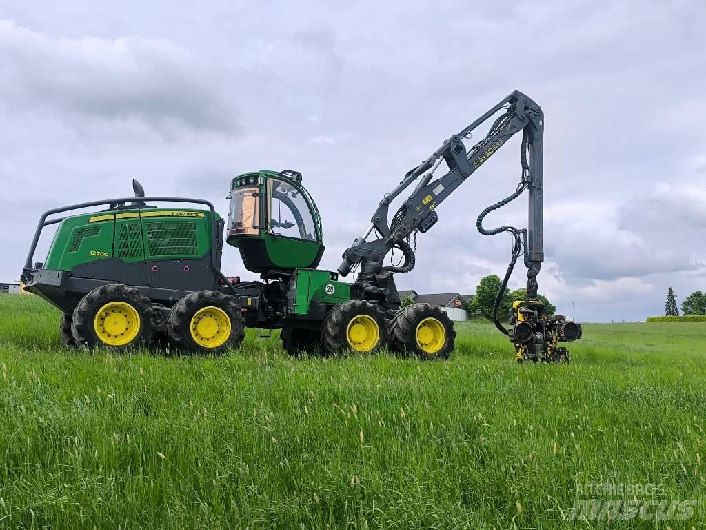 John Deere 1270 G 收穫機