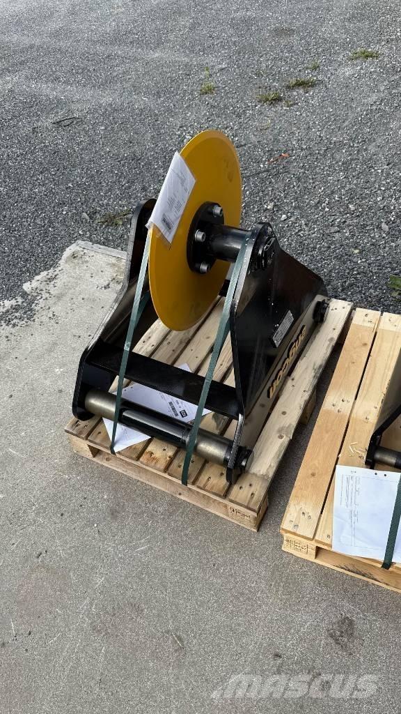 Engcon TC33 S70 切割機