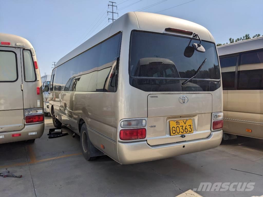 Toyota Coaster Bus 迷你巴士