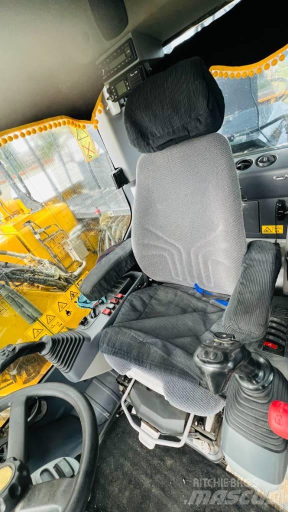 Komatsu PW 158 旋轉式挖土機/掘鑿機/挖掘機