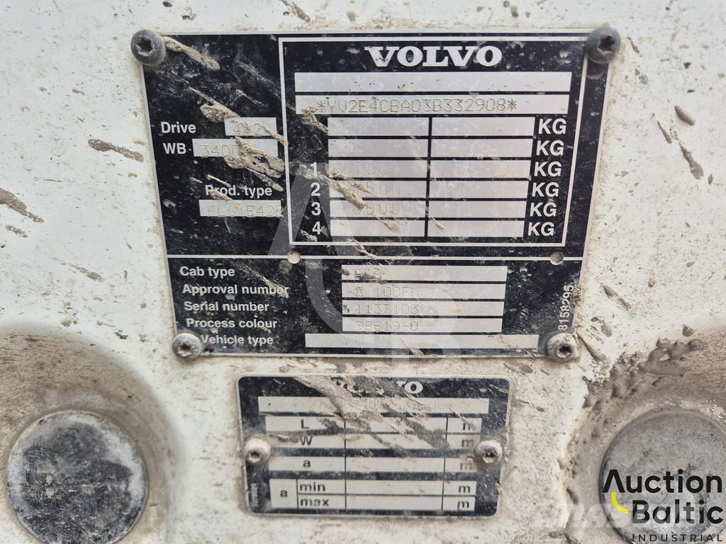 Volvo FL618 掃倉機