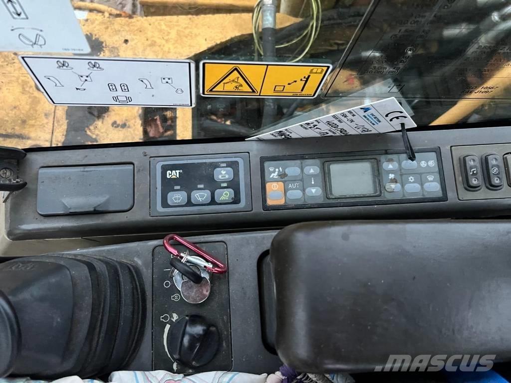 CAT 307 C 中型挖土機/掘鑿機/挖掘機 7t-12t