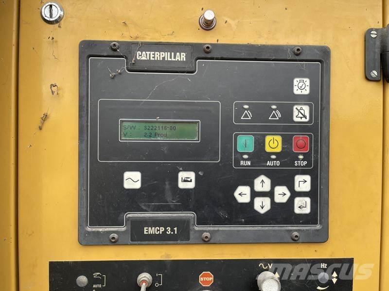CAT C 18 - 700 柴油發電機