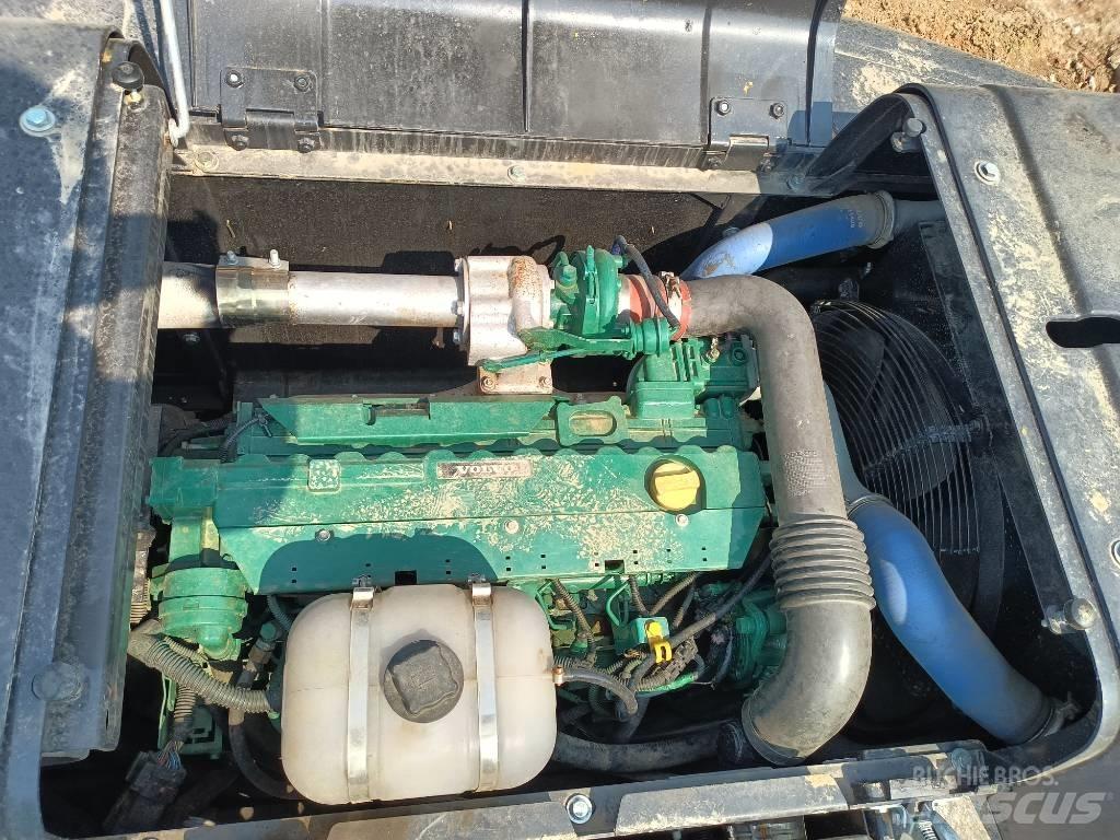 Volvo EC 210 中型挖土機/掘鑿機/挖掘機 7t-12t