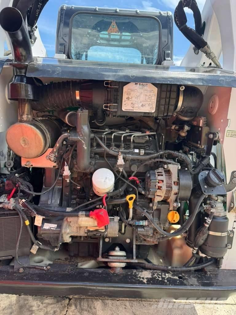 Bobcat T595 滑移轉向裝載機