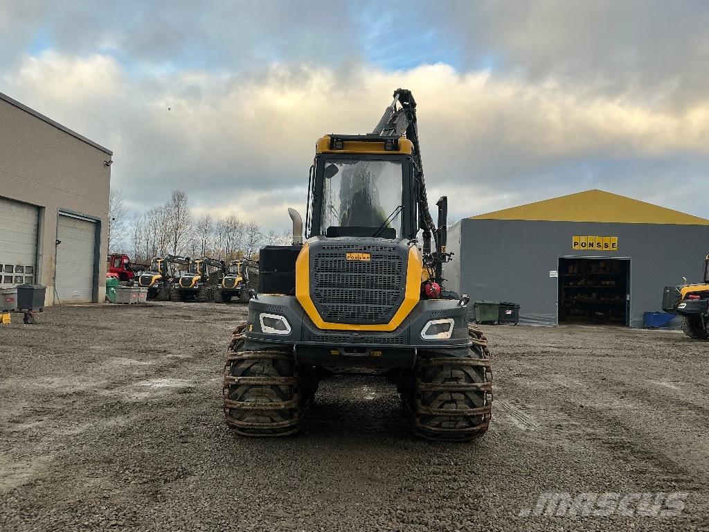 Ponsse ERGO 8W 收穫機