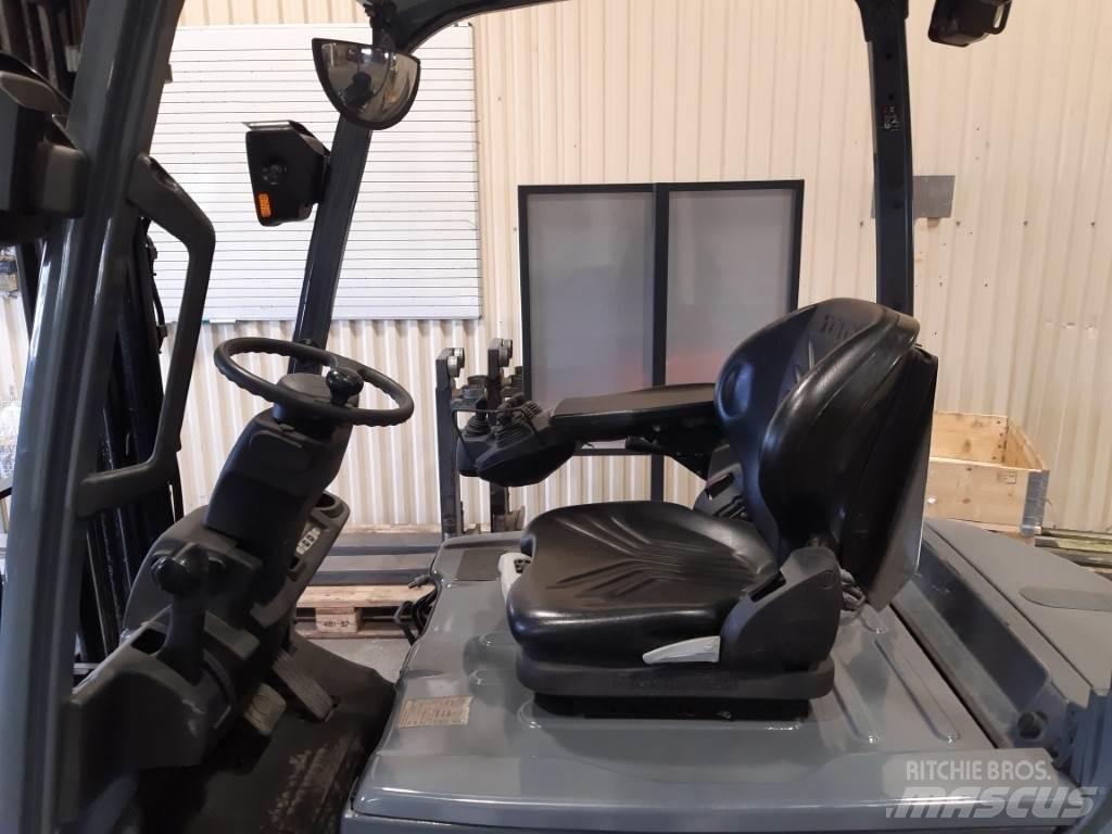 Toyota 8FBMT18 電動堆高機