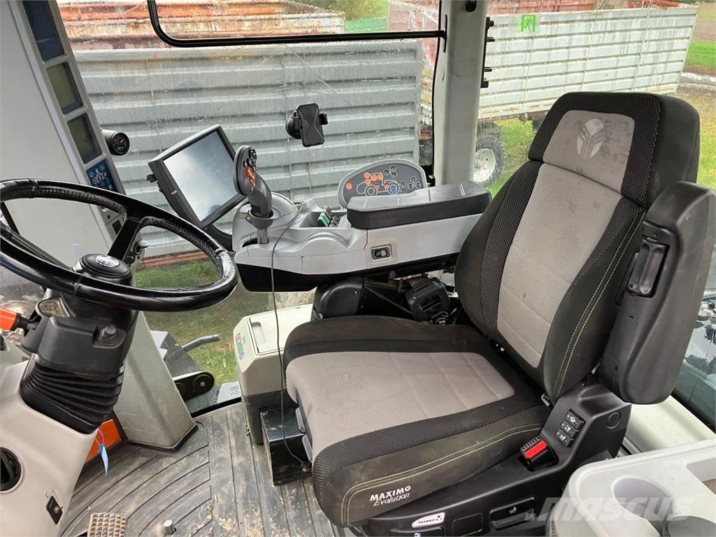 New Holland T9.560 曳引機