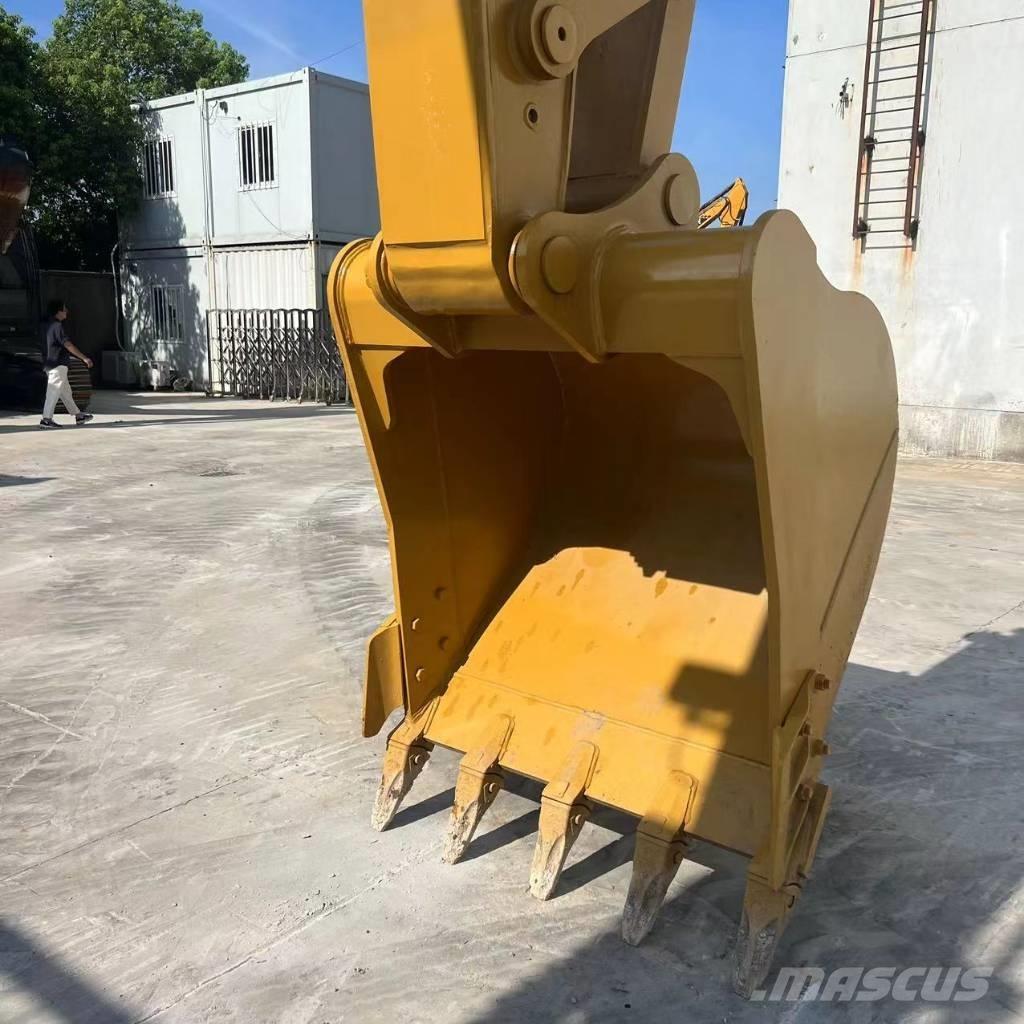 CAT 320d2 中型挖土機/掘鑿機/挖掘機 7t-12t