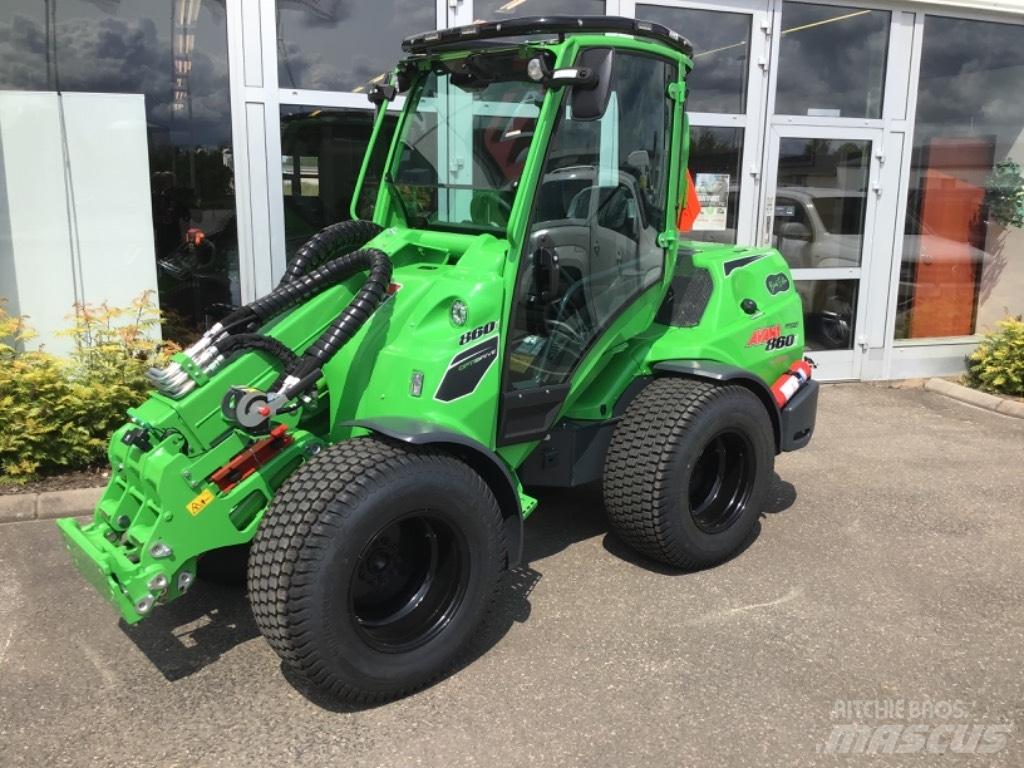 Avant 860 滑移轉向裝載機