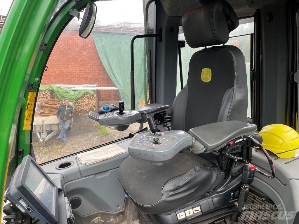 John Deere 1210 G 集運機