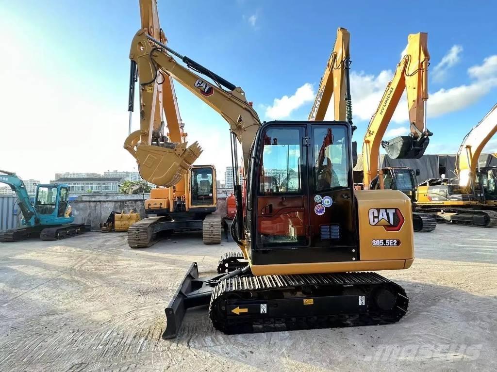CAT 305.5E2 小型挖土機/掘鑿機<7t(小型挖掘機)