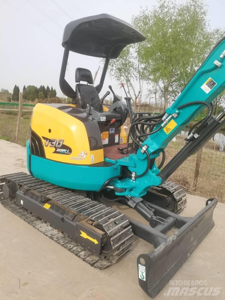 Kubota U 30 小型挖土機/掘鑿機<7t(小型挖掘機)