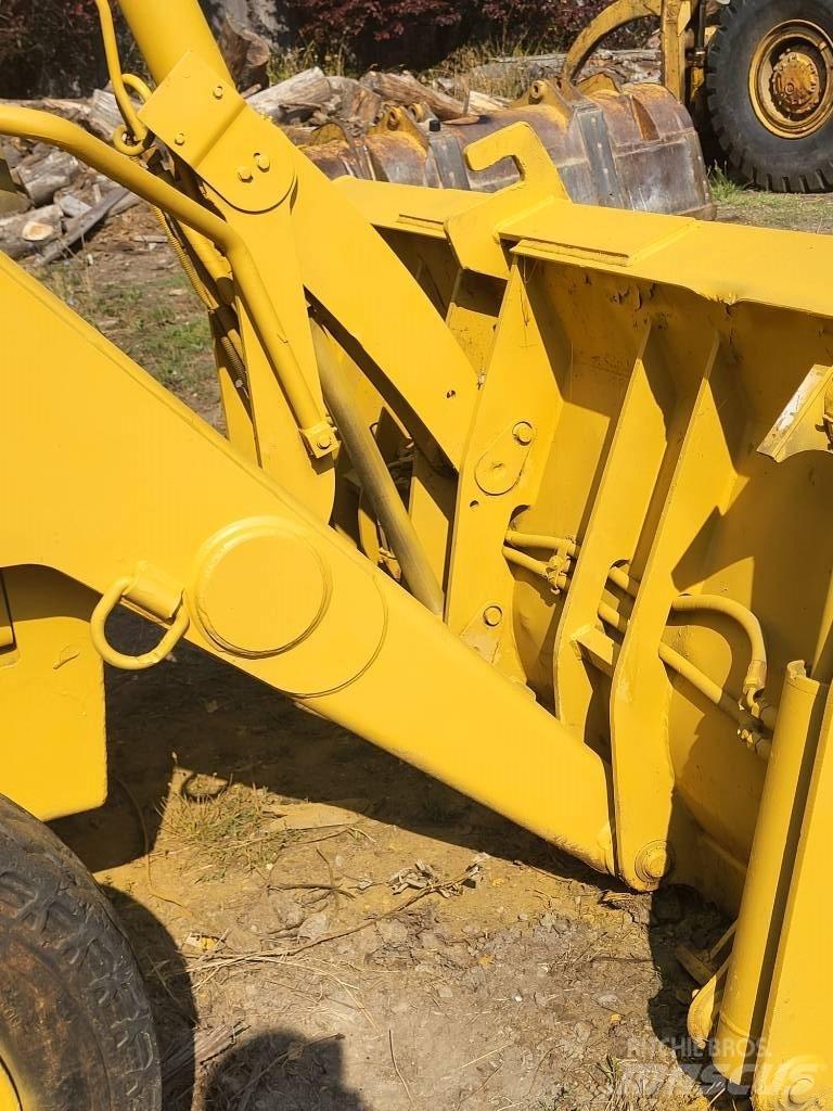 CAT 426B 反鏟裝載機