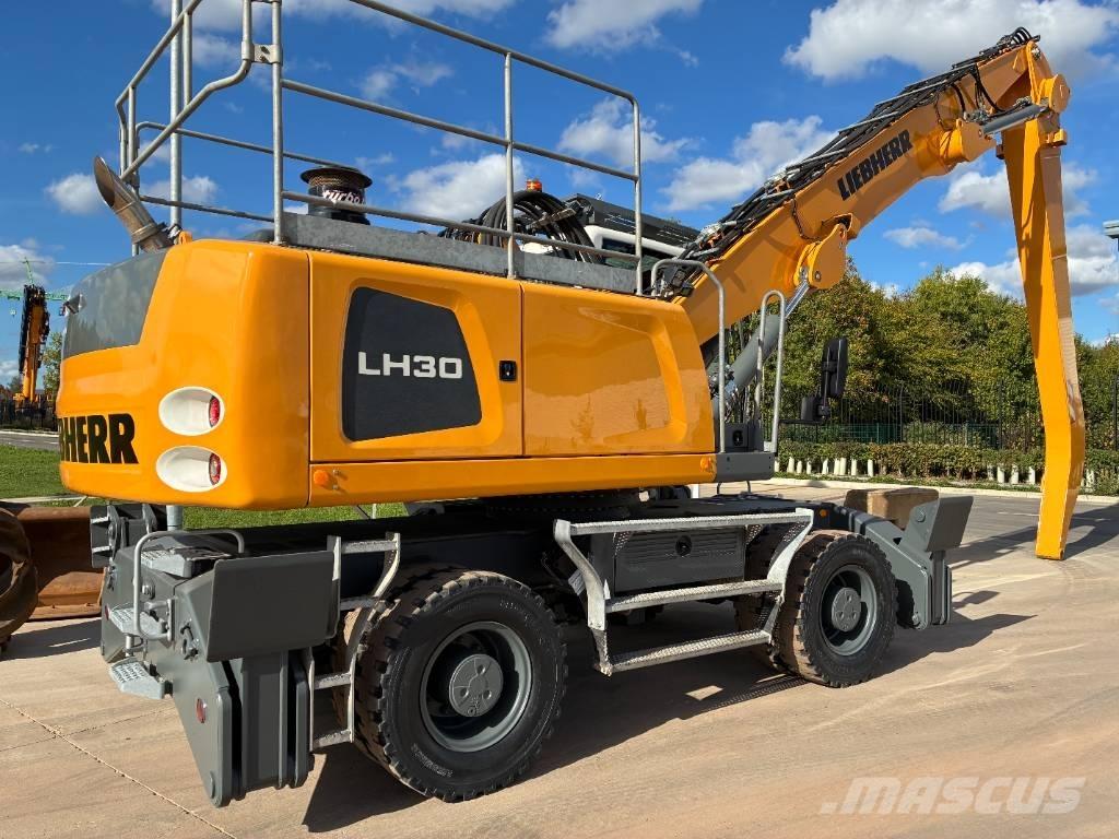 Liebherr LH 30 M 廢棄物/工業用操作車