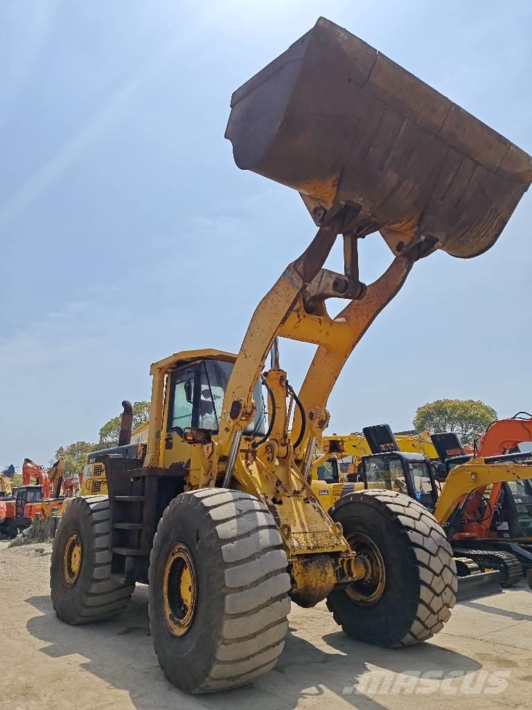 Komatsu WA 500 輪胎式裝載機