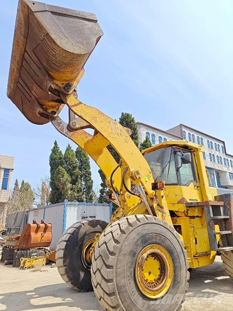 Komatsu WA 500 輪胎式裝載機