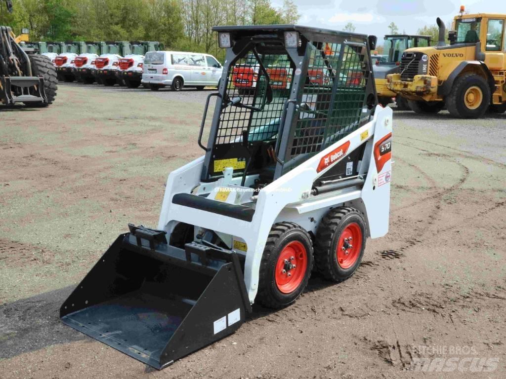 Bobcat S70 滑移轉向裝載機