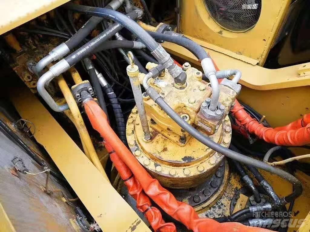 CAT 330 D 履帶式 挖土機/掘鑿機/挖掘機