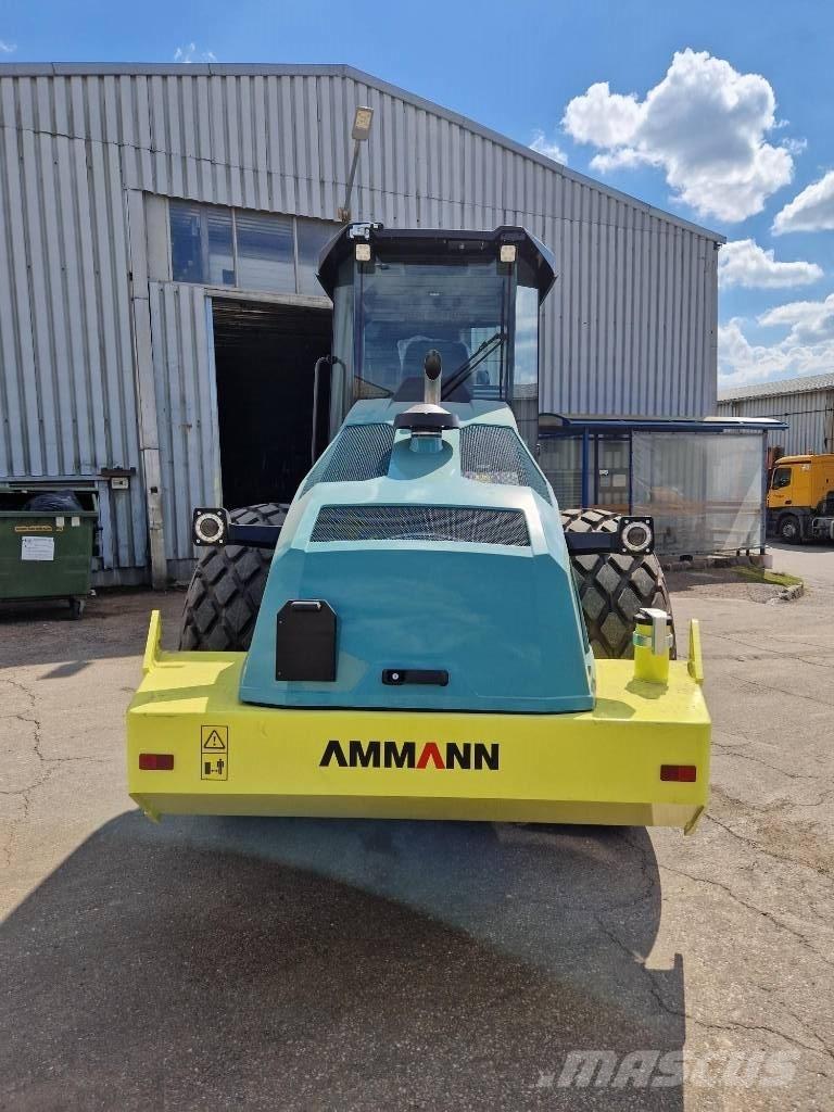 Ammann ARS 130 單輪滾壓機