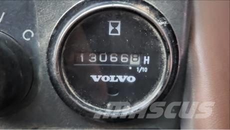 Volvo EW145BP 旋轉式挖土機/掘鑿機/挖掘機