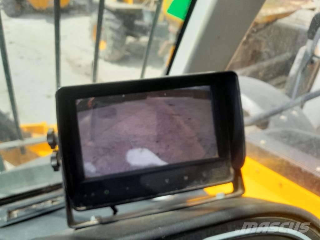 JCB 540-140 Hi-Viz 農業用伸縮臂裝載機