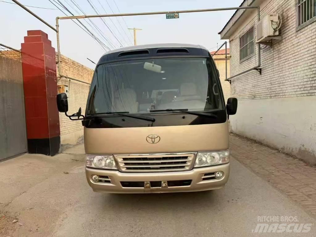 Toyota Coaster Bus 迷你巴士