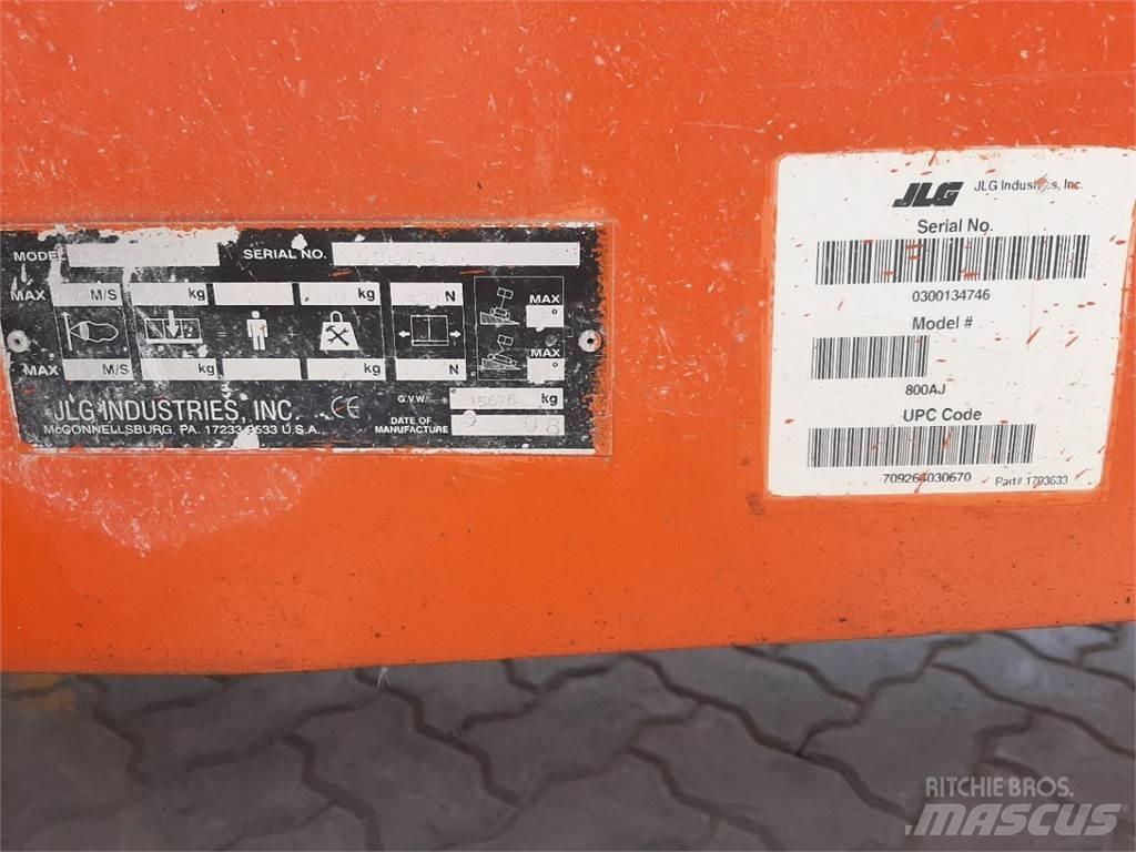 JLG 800AJ 曲臂高空作業車