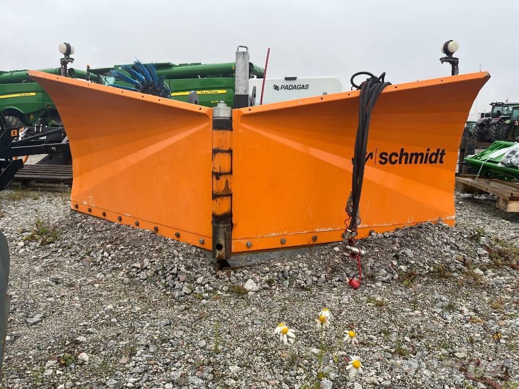 Aebi Schmidt KL-V 32 鏟雪車