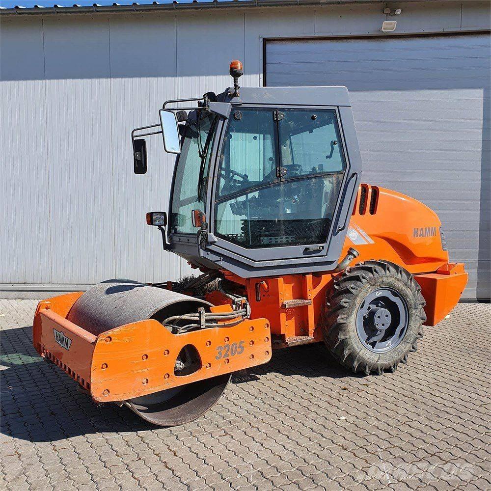 Hamm 3205 土壤壓實機