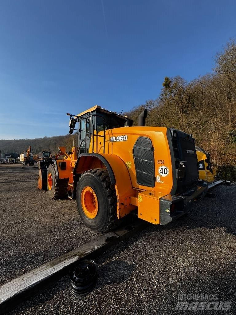 Hyundai HL 960 輪胎式裝載機