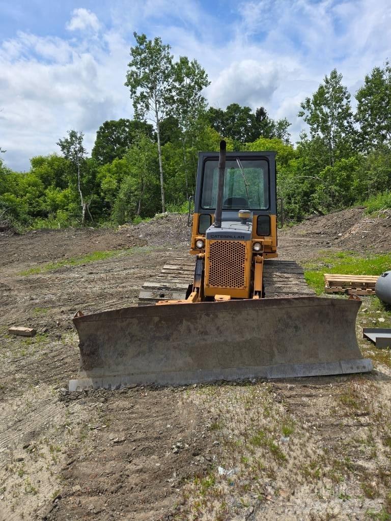 CAT D 3 B LGP 履帶推土機