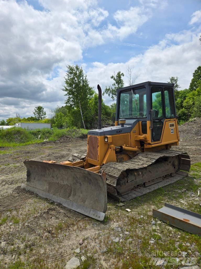 CAT D 3 B LGP 履帶推土機