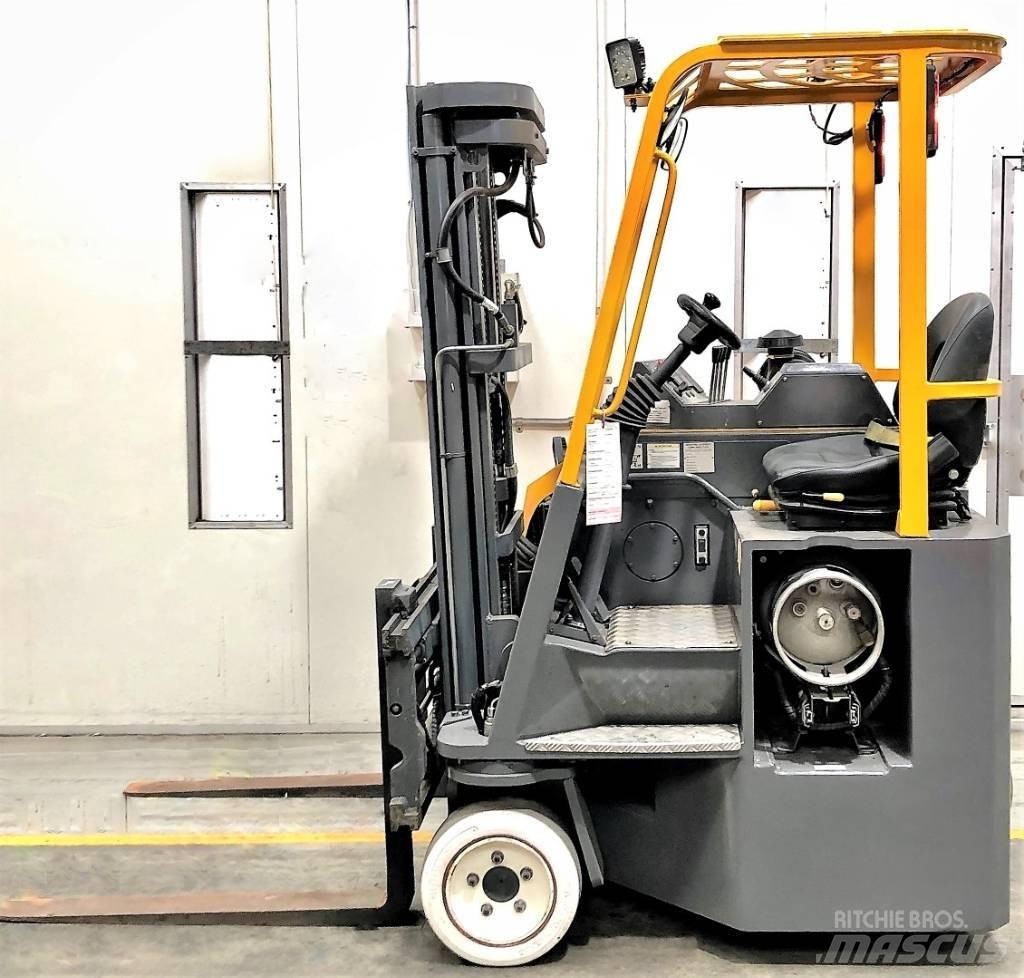 Combilift CB2500 鏟裝機