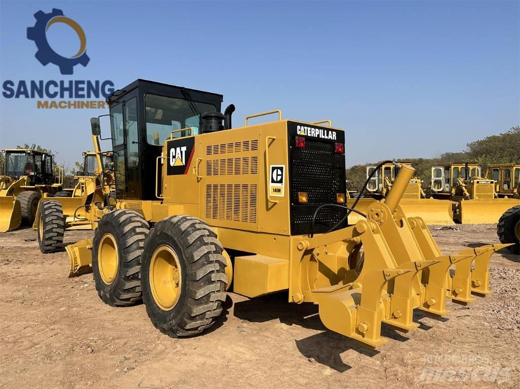 CAT 140 H 平土機
