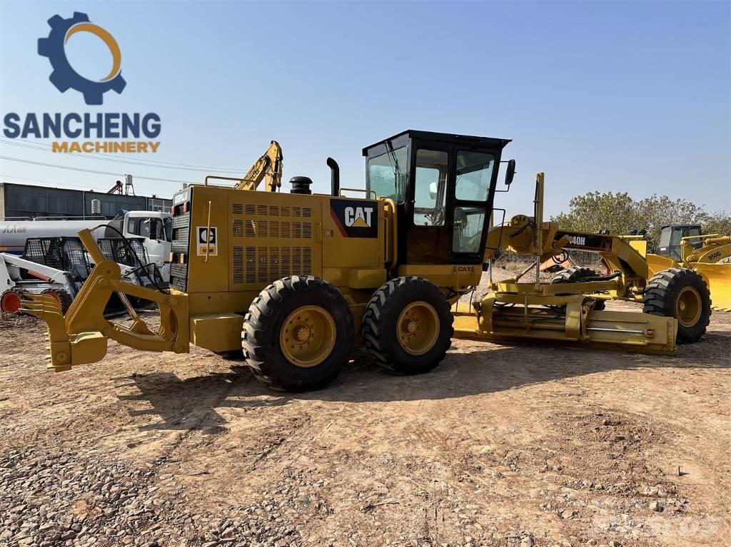CAT 140 H 平土機