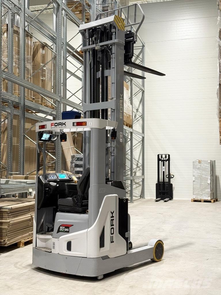 Fork AMG20-80 自走式堆積機