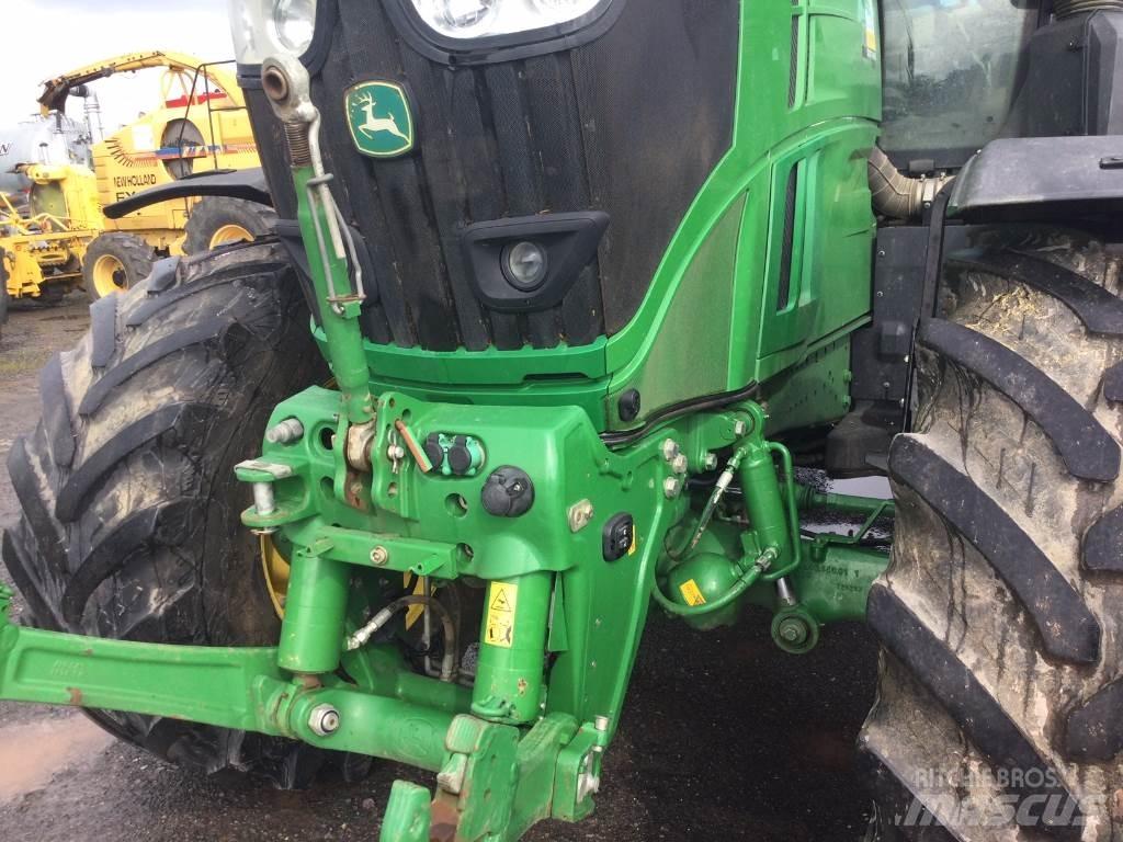 John Deere 6250R 曳引機