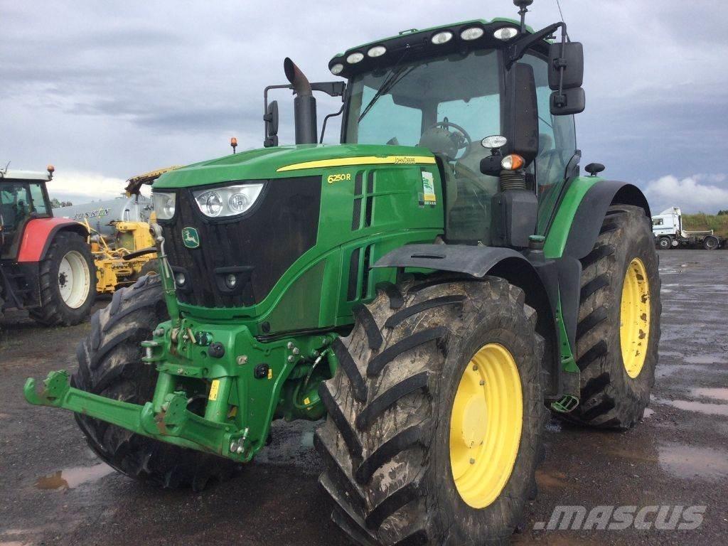 John Deere 6250R 曳引機
