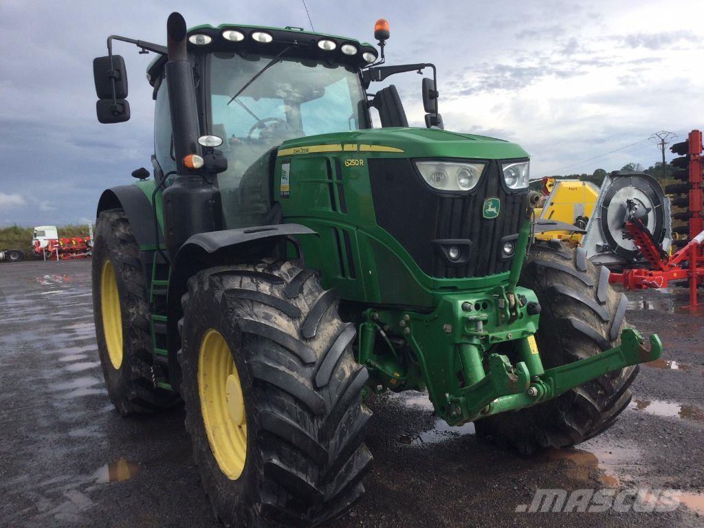 John Deere 6250R 曳引機