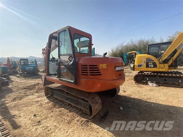 Doosan DH70-7 履帶式 挖土機/掘鑿機/挖掘機