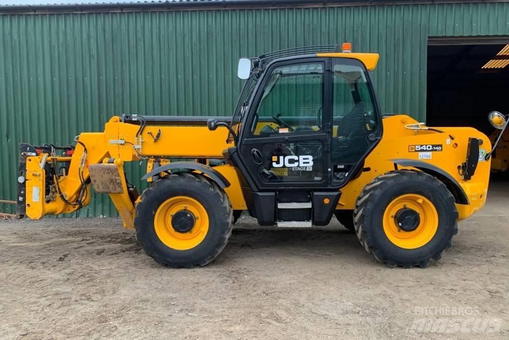 JCB 540-140 伸縮臂操作車
