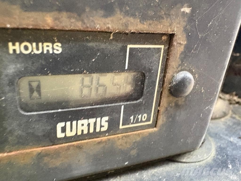 JCB 3T ST 側卸礦車