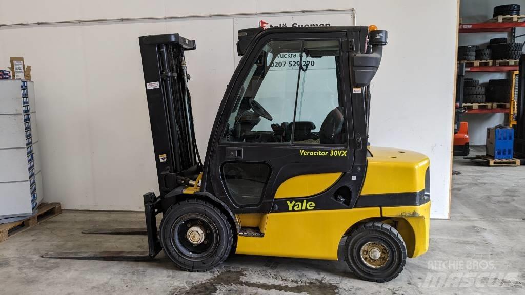 Yale GDP30VX 柴油卡車