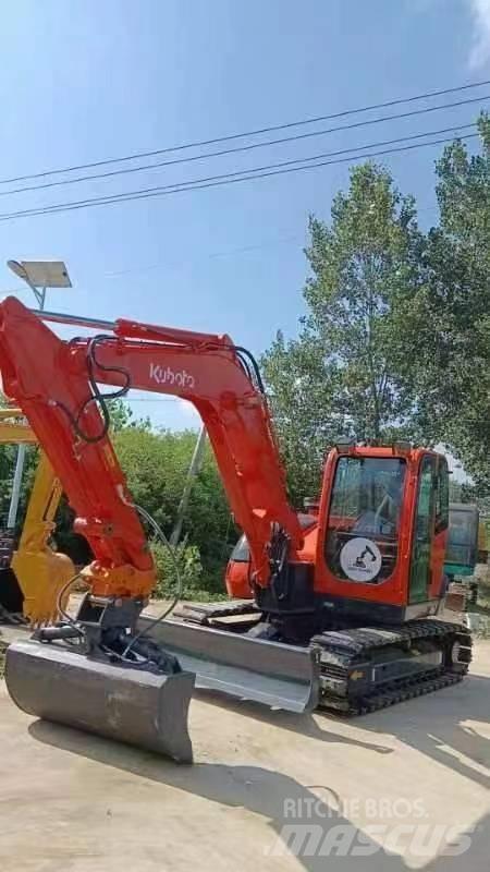 Kubota KX185-3 小型挖土機/掘鑿機<7t(小型挖掘機)