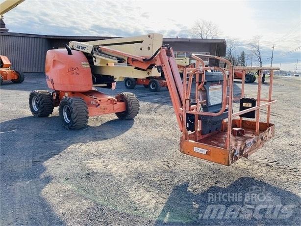 JLG 450 AJ 曲臂高空作業車